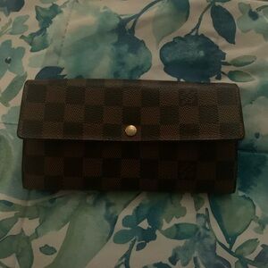 Lv wallet